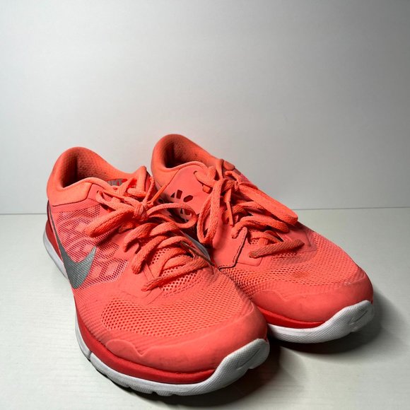 2015 Nike Flex Run Size 8 Womens Running/Training Shoes Pre-owned - Picture 1 of 9
